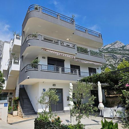 La Storia Apartments Makarska Bagian luar foto