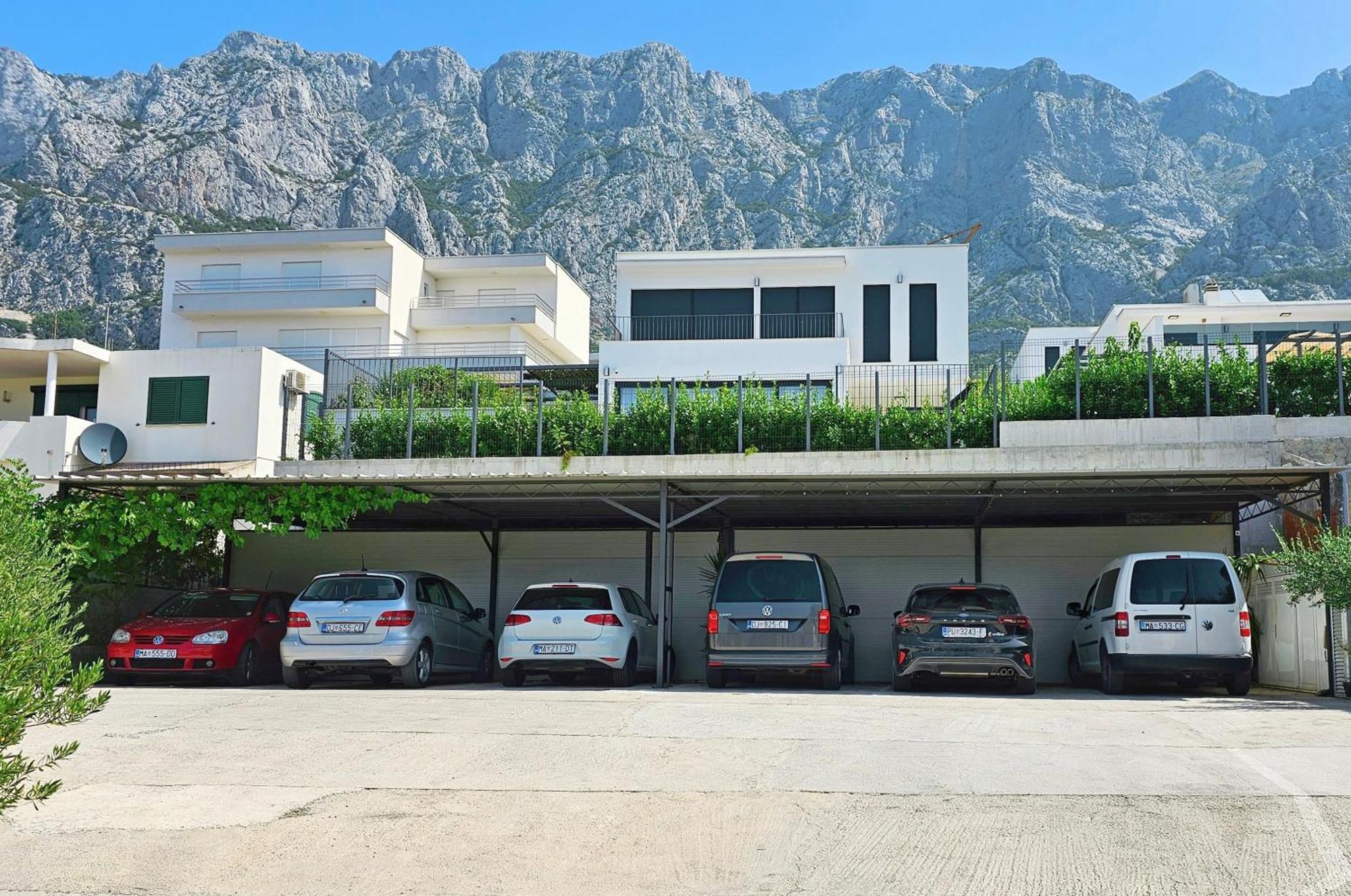 La Storia Apartments Makarska Bagian luar foto